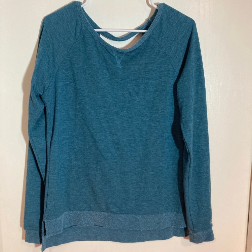 Cinch blue long sleeve top small
